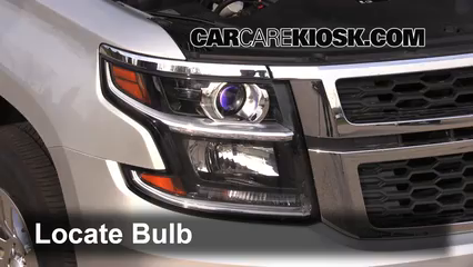 2015 Chevrolet Suburban LT 5.3L V8 FlexFuel Luces Faro delantero (reemplazar foco)